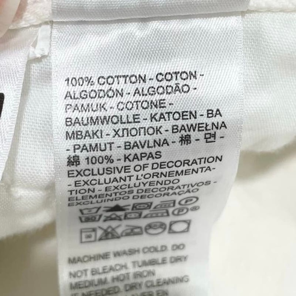 Levi’s High Waisted Mom Shorts In White 28 NWT - Picture 10 of 10